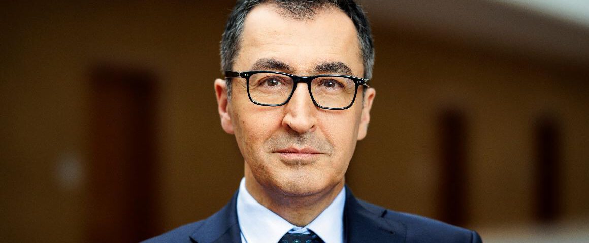 Bundesminister Cem Özdemir zum Strategiedialog zu Klimaleistungen des Waldes